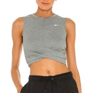 Nike dry twist crop tank